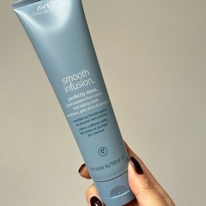 Aveda Smooth Infusion Perfectly Sleek Cream 150ml
